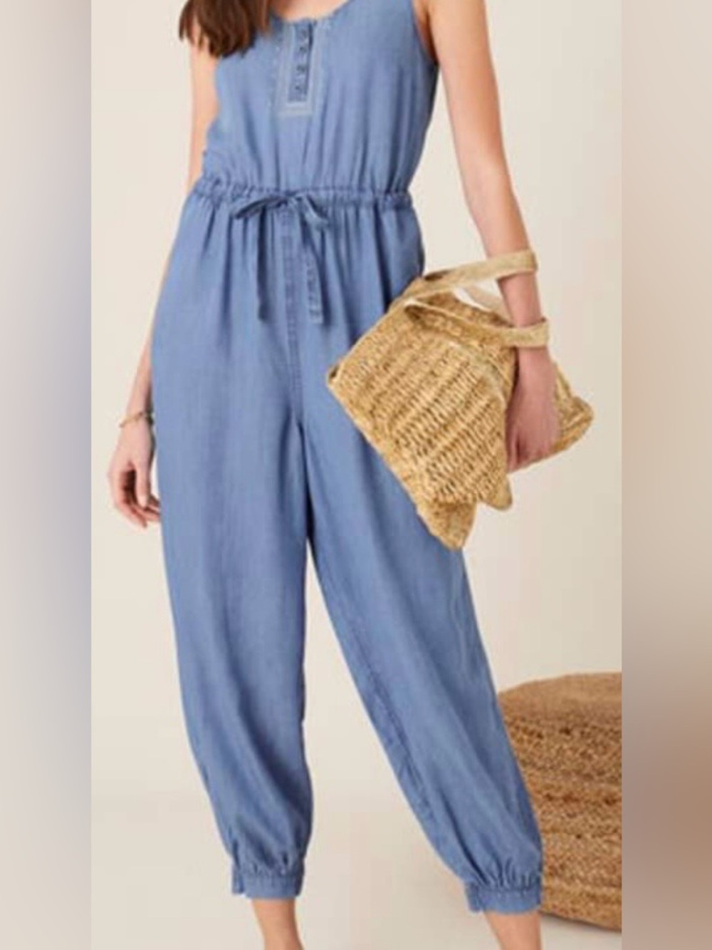 XLARGE.  HALARA RELAXED FIT CUFFED BUTTON CROPPED JUMPSUIT